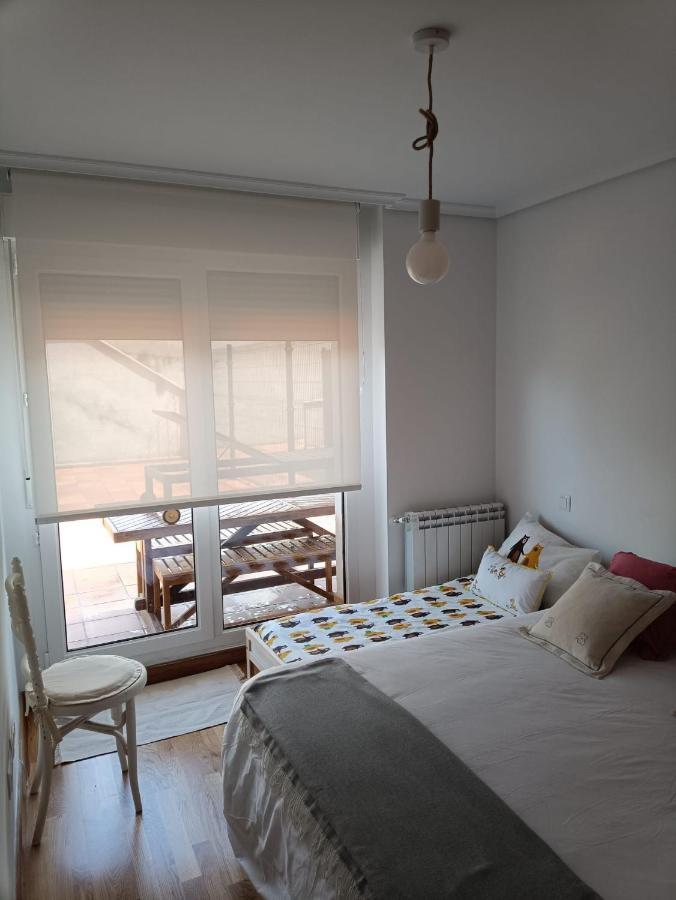 Apartamento Con Terraza Comillas Exterior foto
